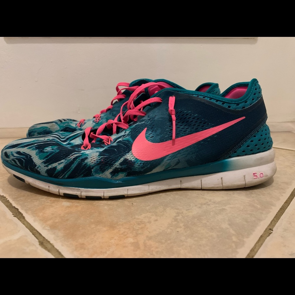 Nike Running Shoes Size 15